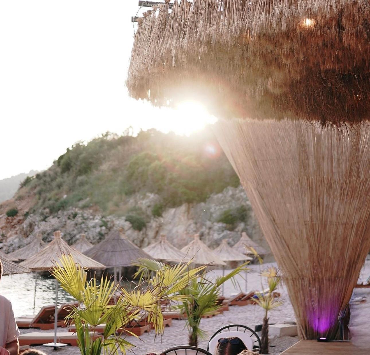 Sea View 4*